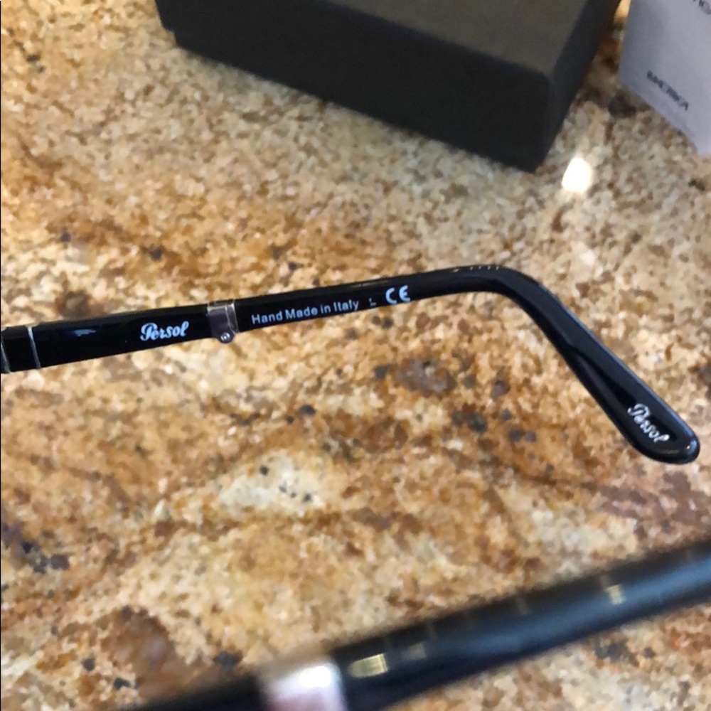 Persol 0714 Gloss Black Sunglasses - Picture 2 of 7
